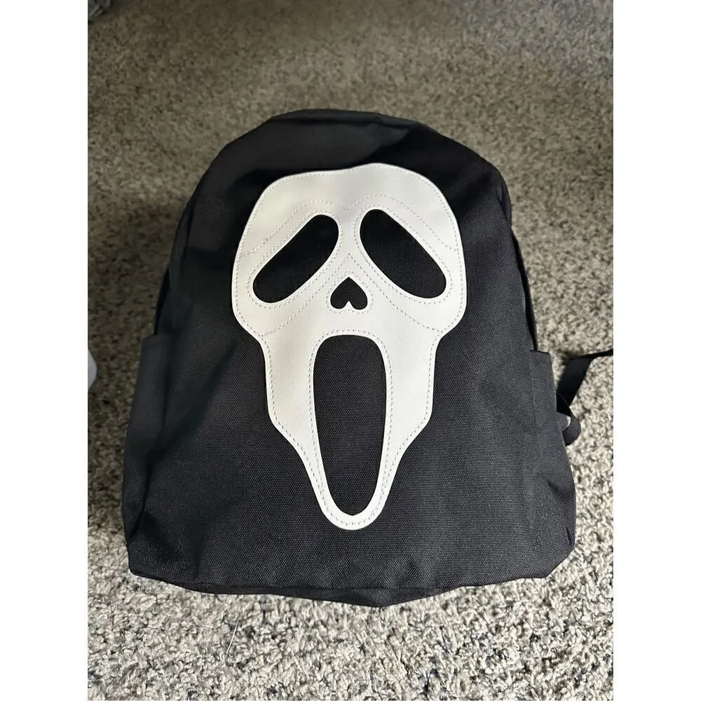 Ghost face Scream, backpack with padded handles outside pockets and inside pocke